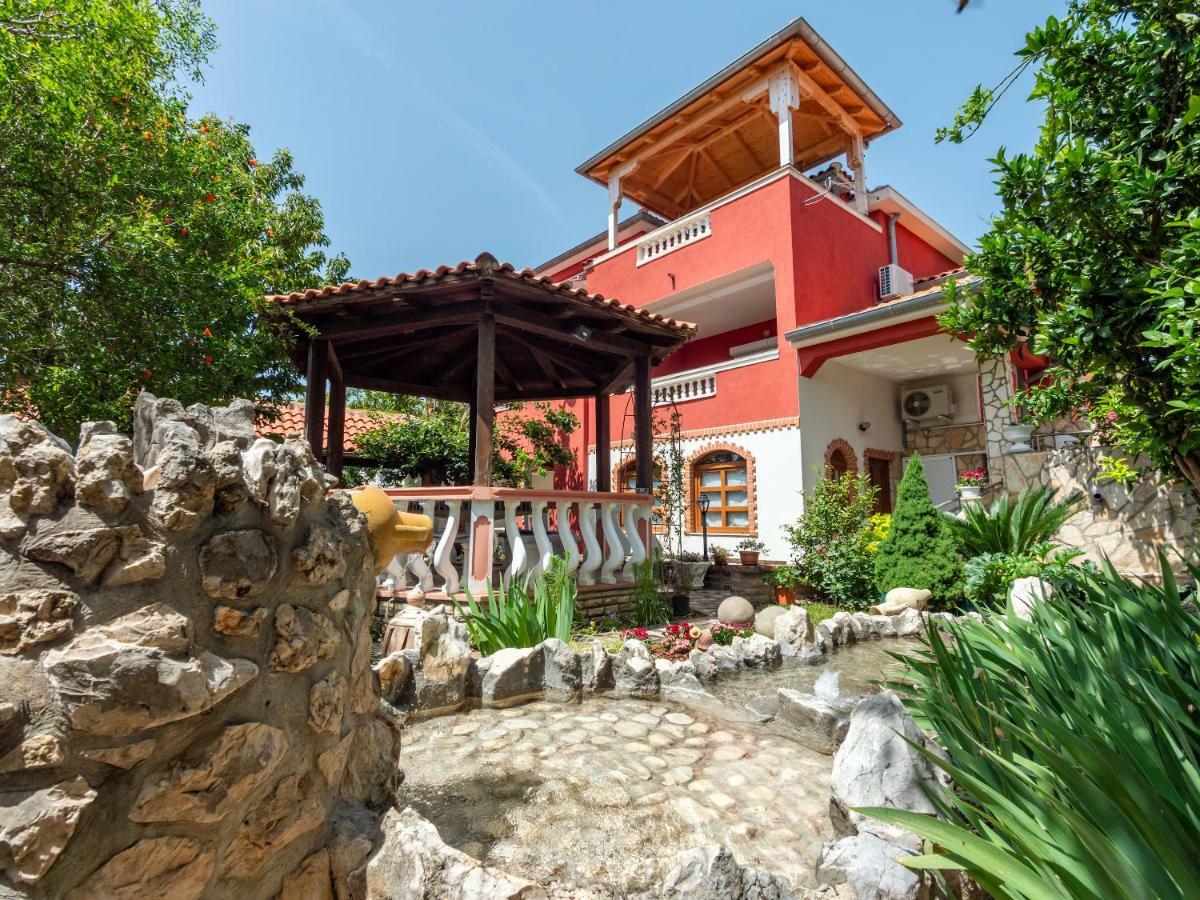 Apartmani Ivan Lopar Exterior photo