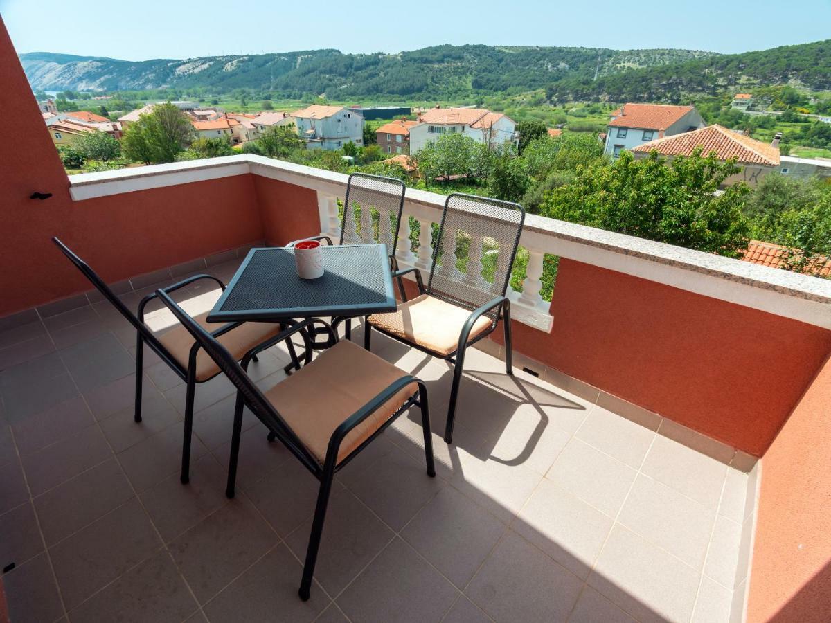 Apartmani Ivan Lopar Exterior photo