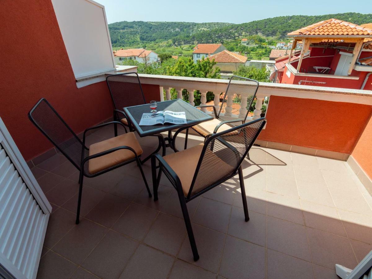 Apartmani Ivan Lopar Exterior photo