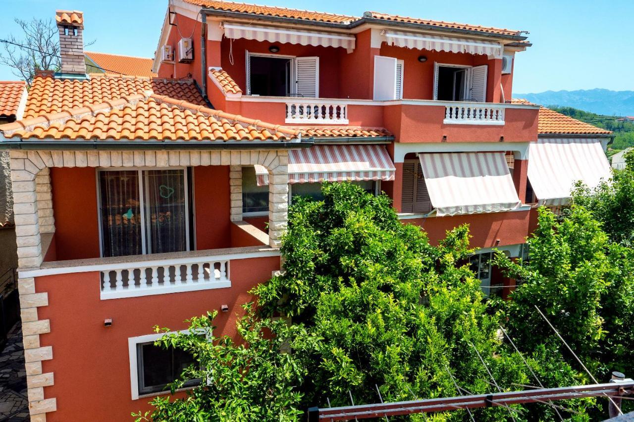 Apartmani Ivan Lopar Exterior photo